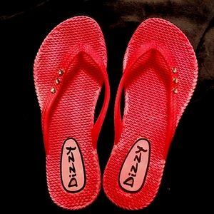 Women's Dizzy Flip Flops